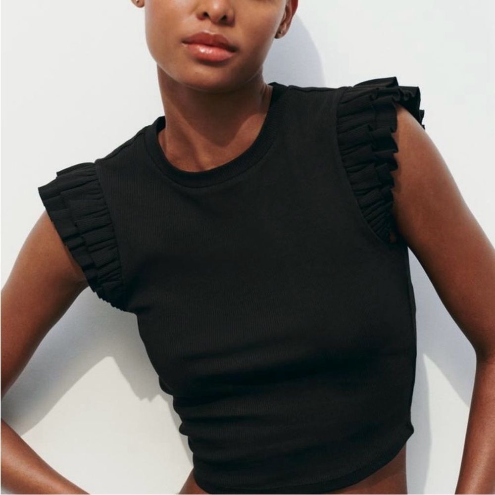 ZARA Black Ruffle Sleeve Cropped Tank Top Size M